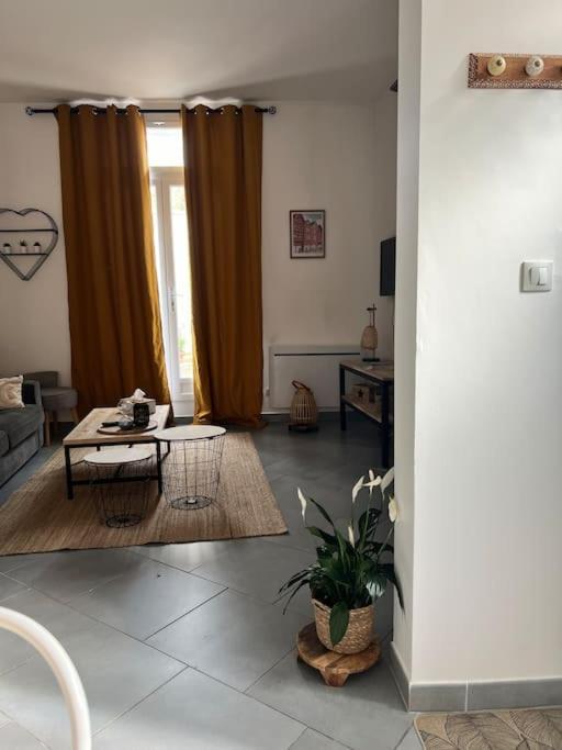 La Jolie Petite Maison Saint-André-les-Vergers Eksteriør billede